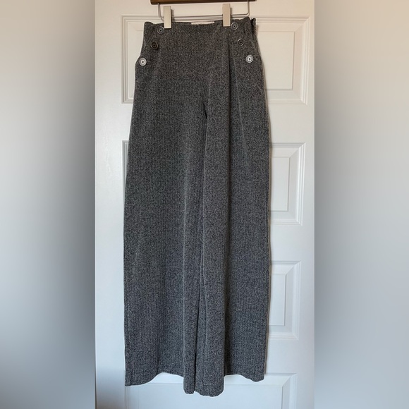 Abercrombie & Fitch Pants - Abercrombie and Fitch High Waisted Slacks Size XS